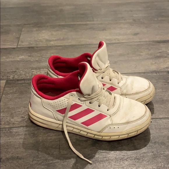 Adidas shoes - Picture 3 of 3